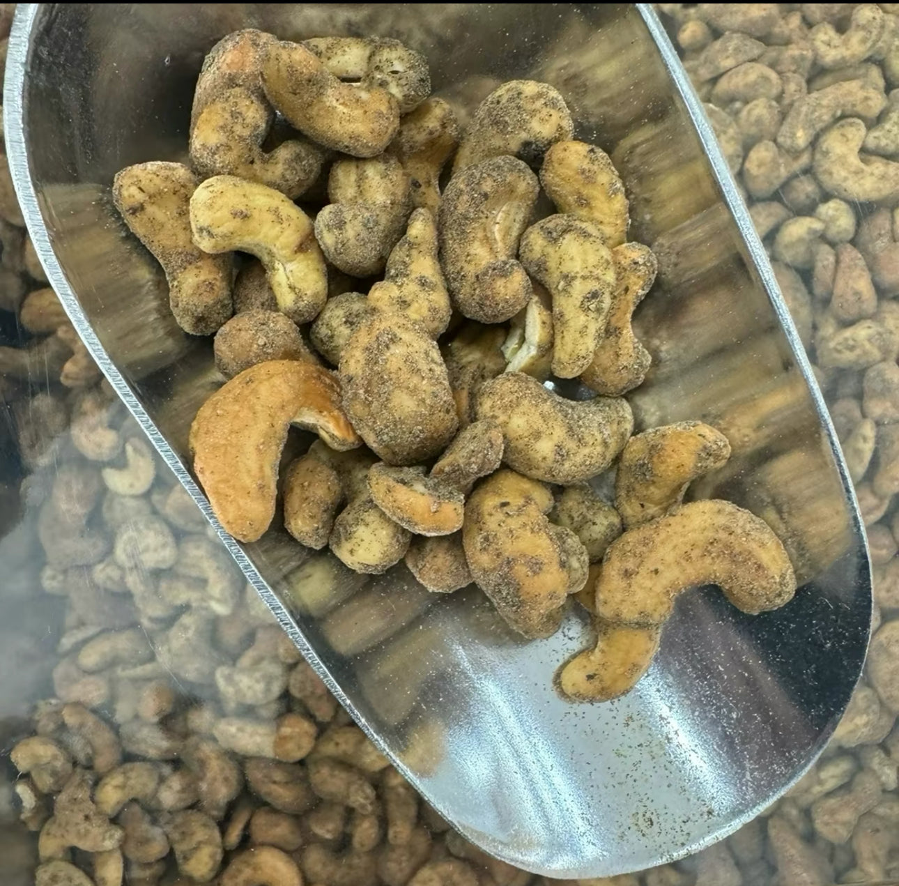 Black Pepper Cashews