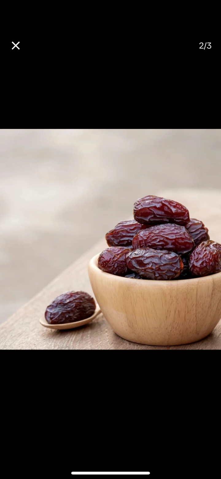 Medjool Dates Large (900 grams) - Pak Watan Dried Fruits Ltd.