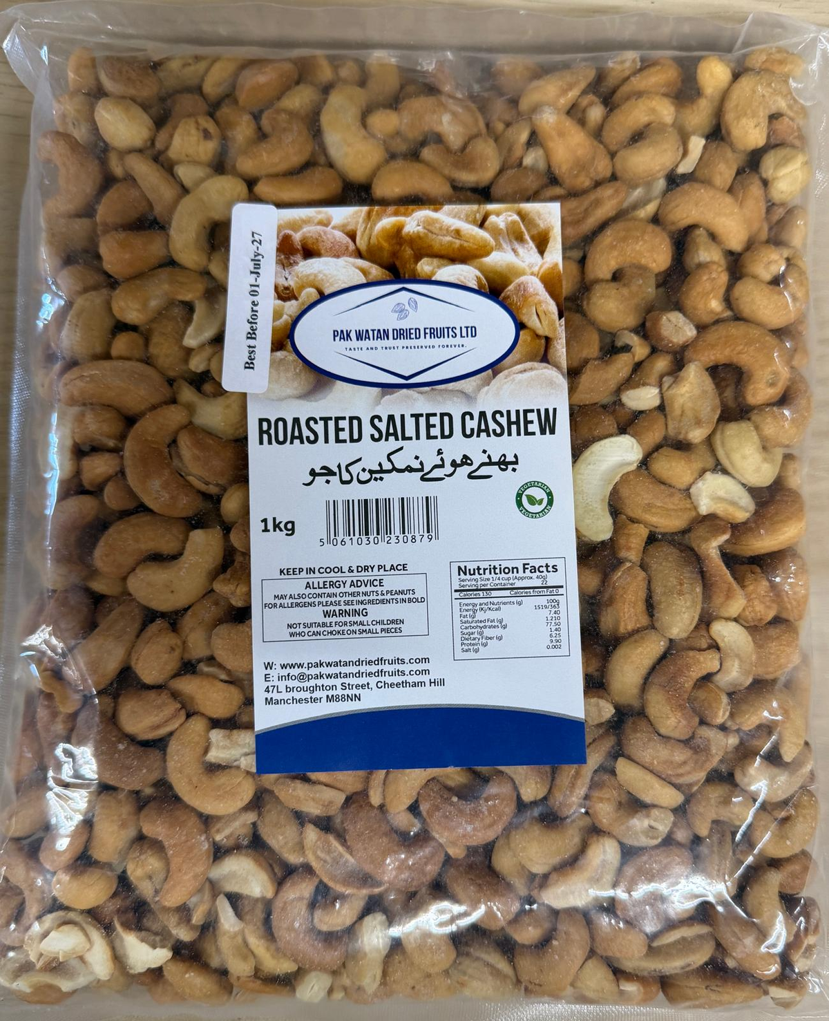 Roasted and salted cashews