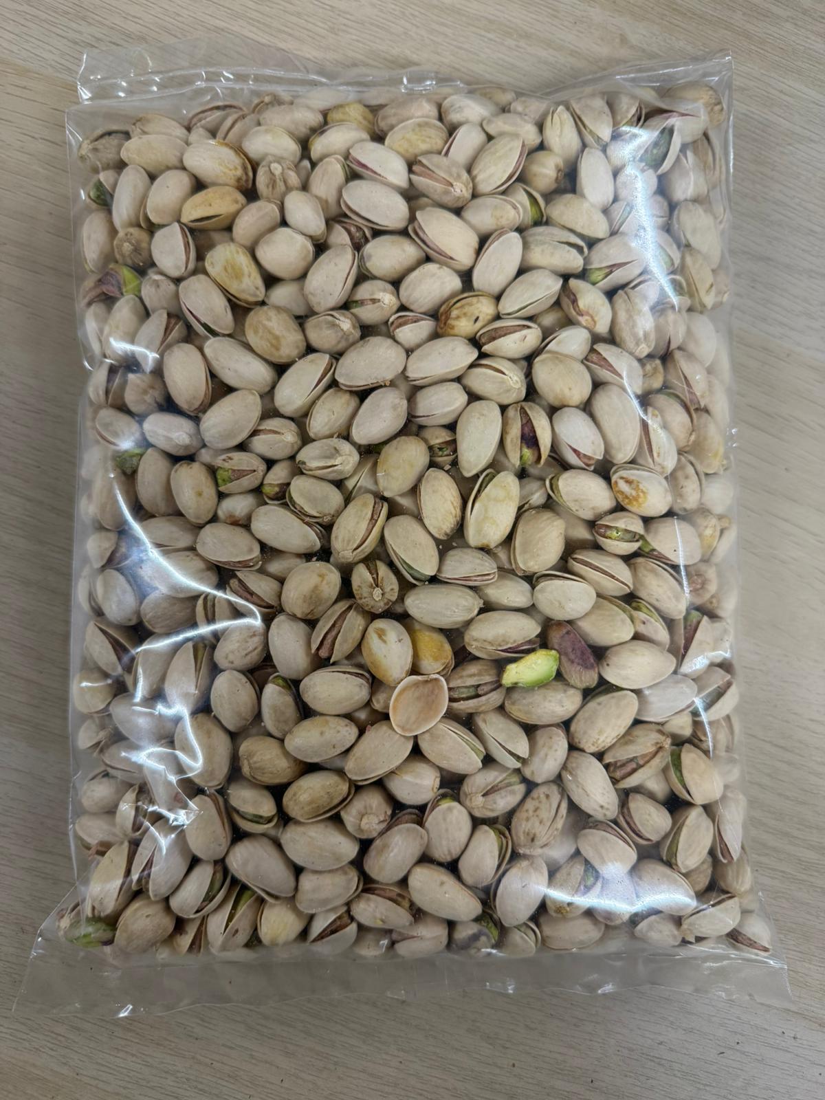 Unsalted Pistachios in Shell – Crunchy Snack Nuts for Everyday Use