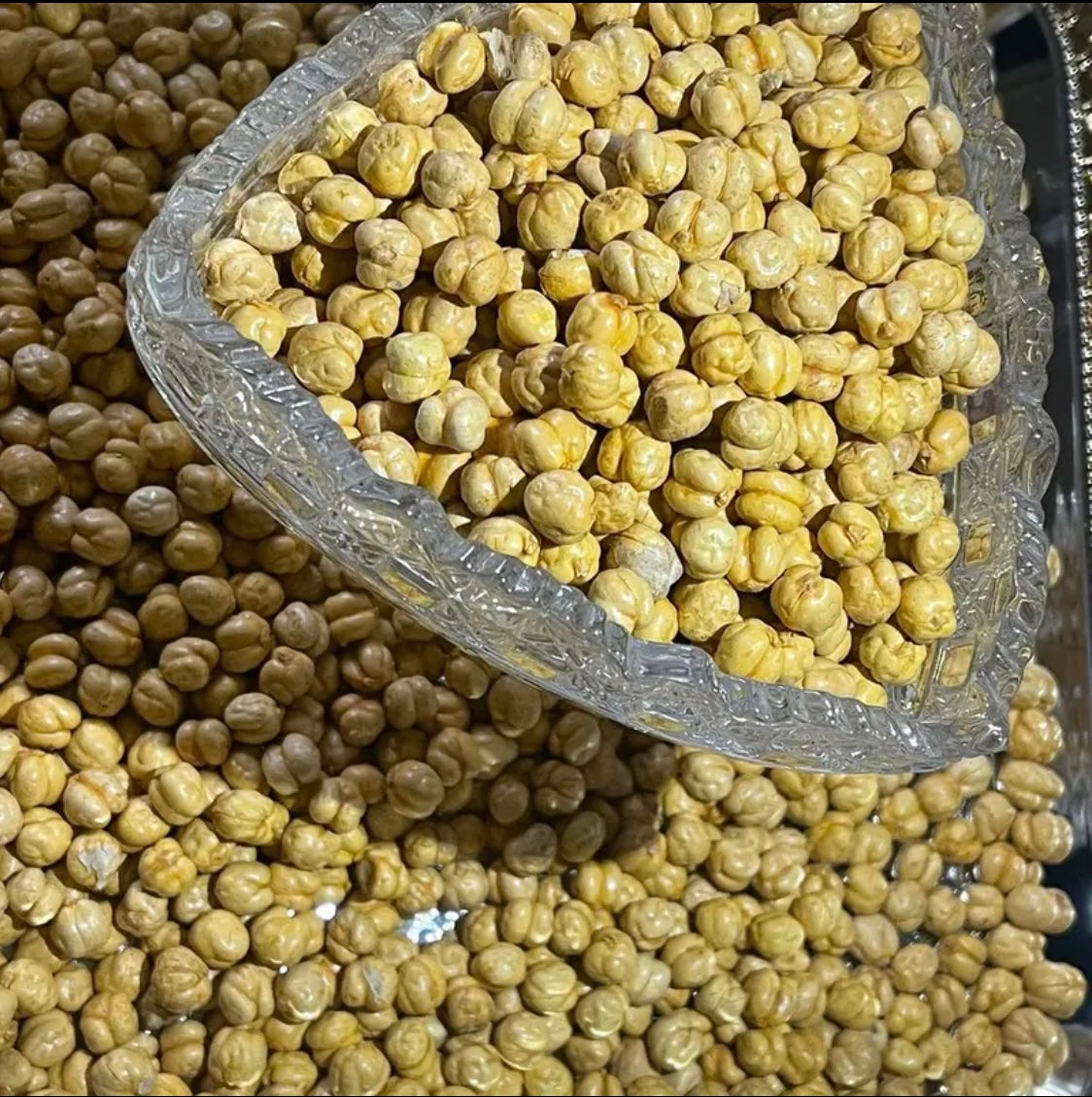 Roasted skin removed chana (chickpeas) - Pak Watan Dried Fruits Ltd.